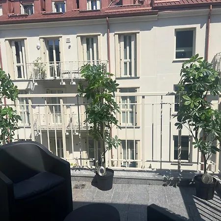 Regina In Melegnano - Wifi, Breakfast Box And Terrace Apartmán Milán